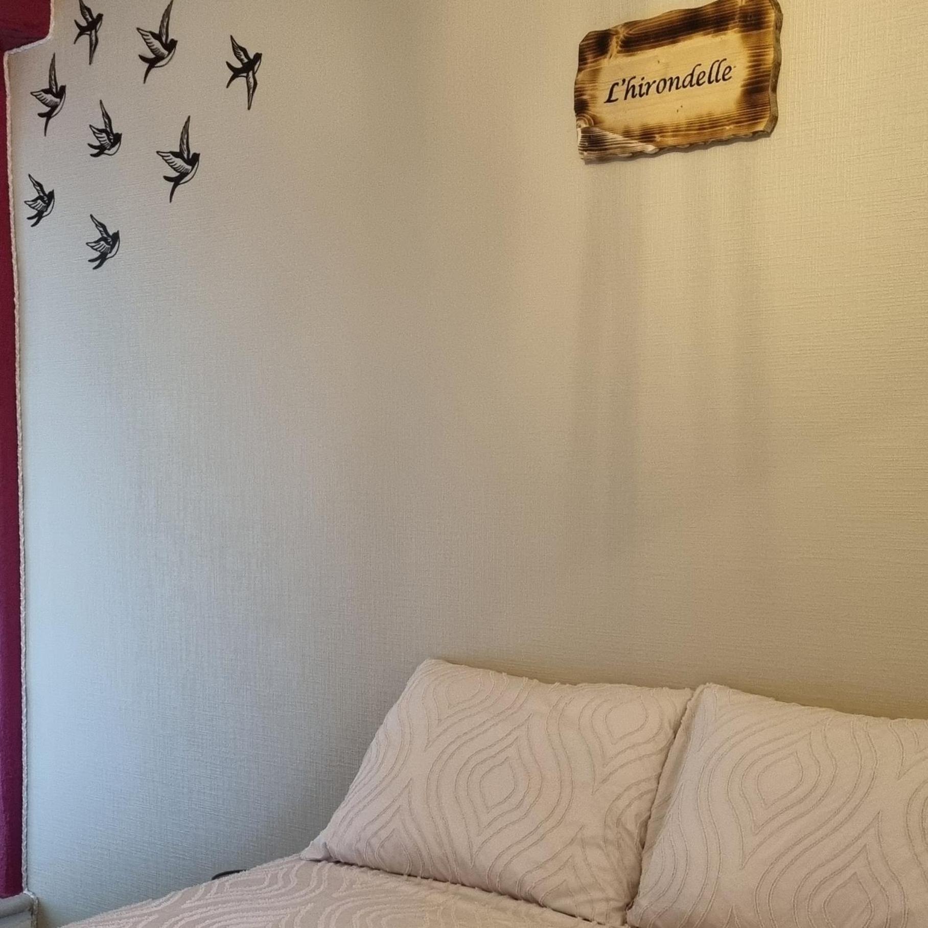 L'Hirondelle Bed & Breakfast Le Grand-Serre Exterior photo